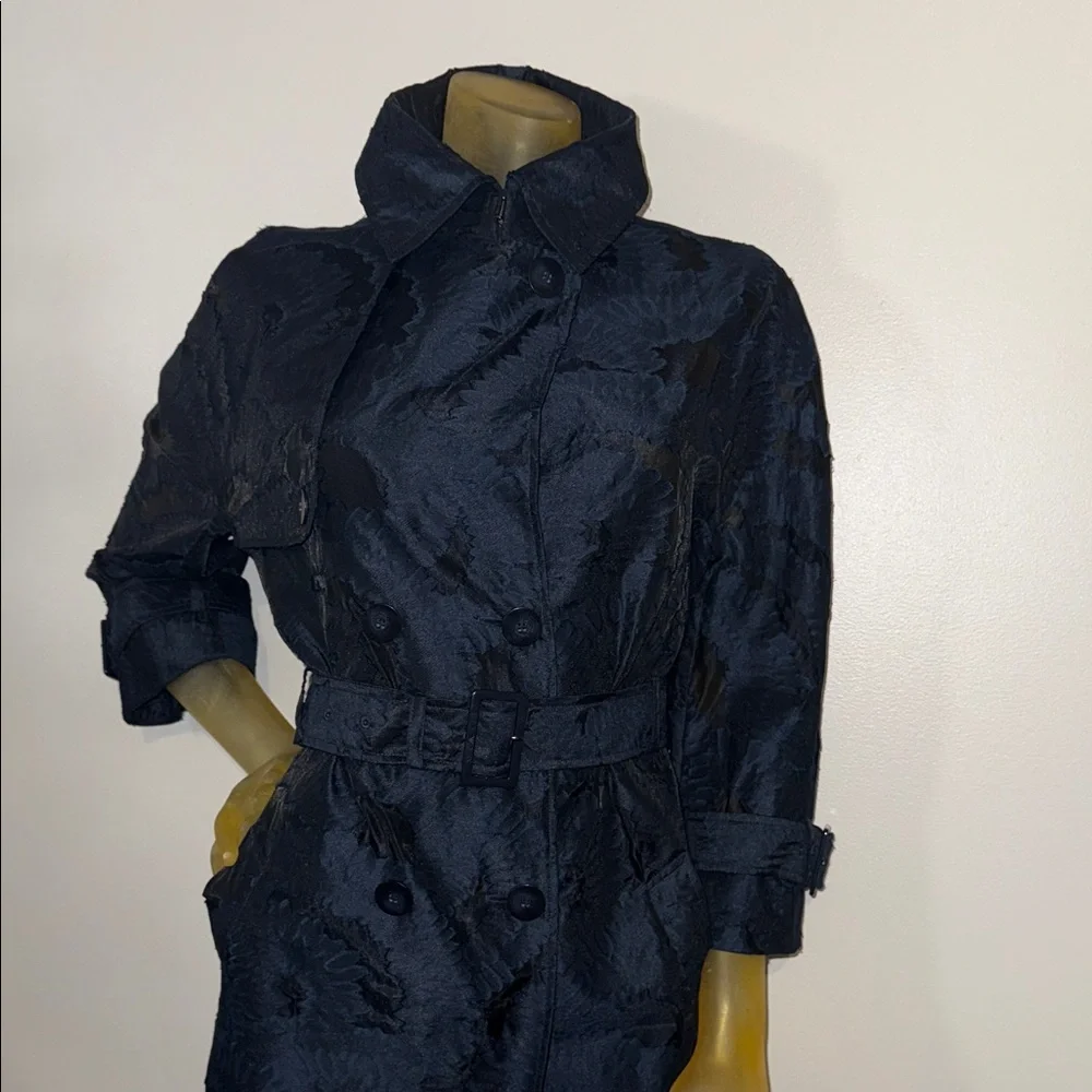 Emporio Armani evening trench coat. - Picture 4 of 5